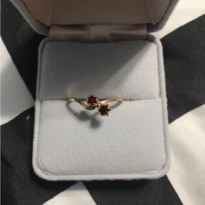 Beautiful woman rings sizes 5 to 9